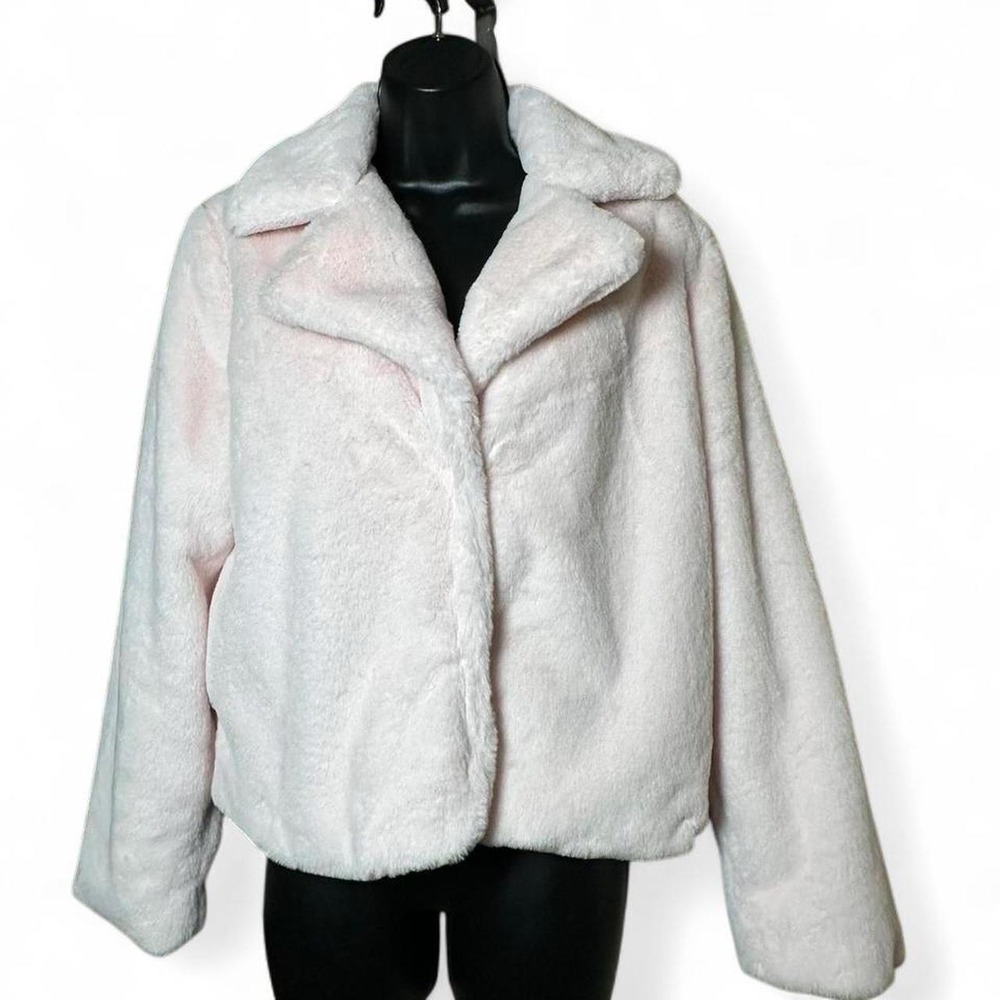 NWT Francesca's Blush Pink Faux Fur Cropped Jacket MSRP$86